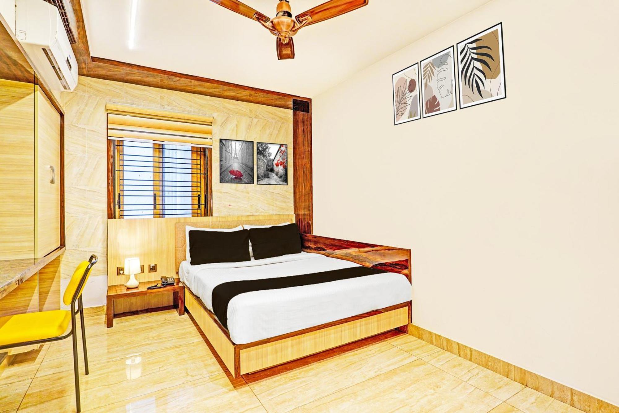 Super Townhouse Indiranagar Bangalore Exterior foto